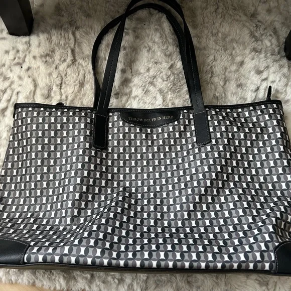 Time and Tru Women's Tote Bag - Picture 4 of 9